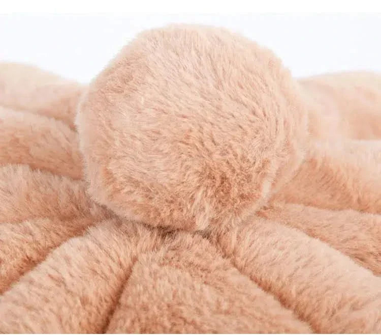 Warm Plush Yurt Pet Bed: Cozy Semi-Closed Retreat for Pets