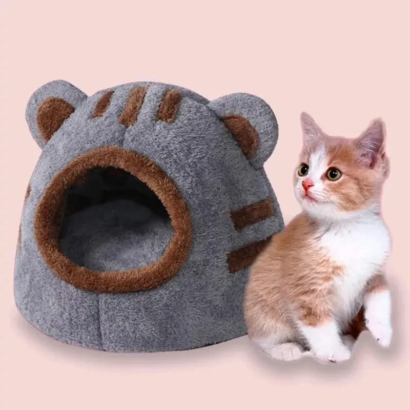 Cozy Bear Head Pet Bed: Warm Cave Nest for Cats & Small Dogs